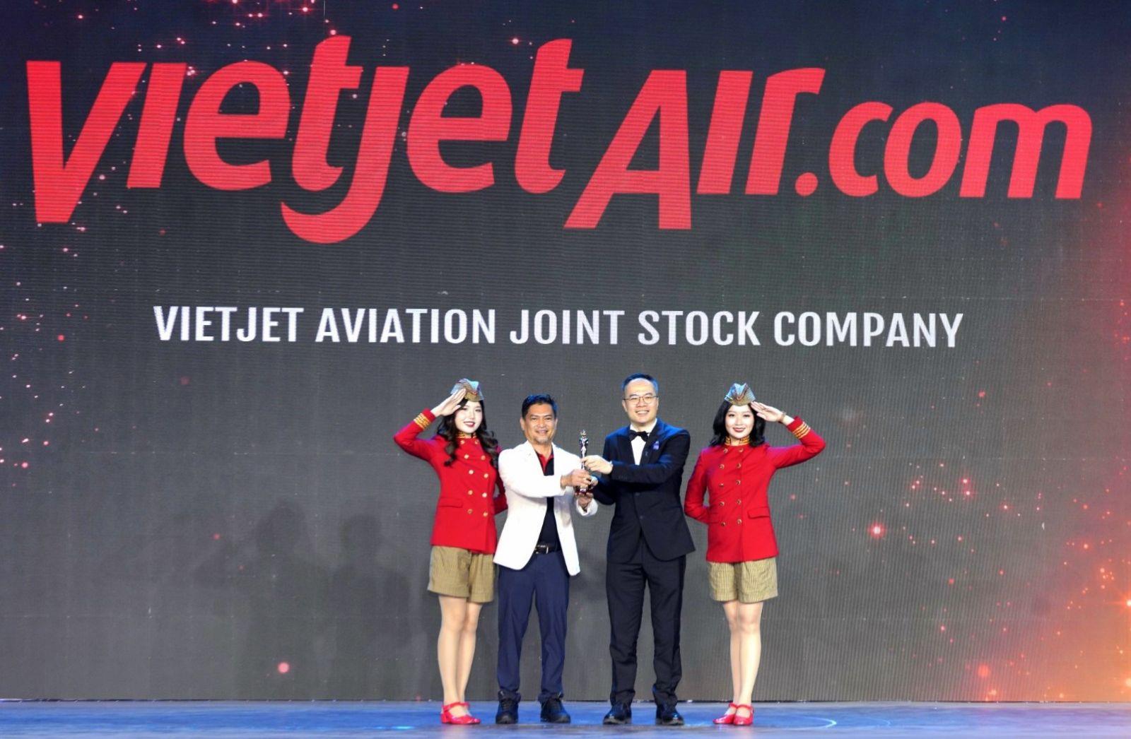 Vietjet khẳng định sức h&uacute;t m&ocirc;i trường l&agrave;m việc quốc tế tại HR Asia Awards 2026 - Ảnh 1.