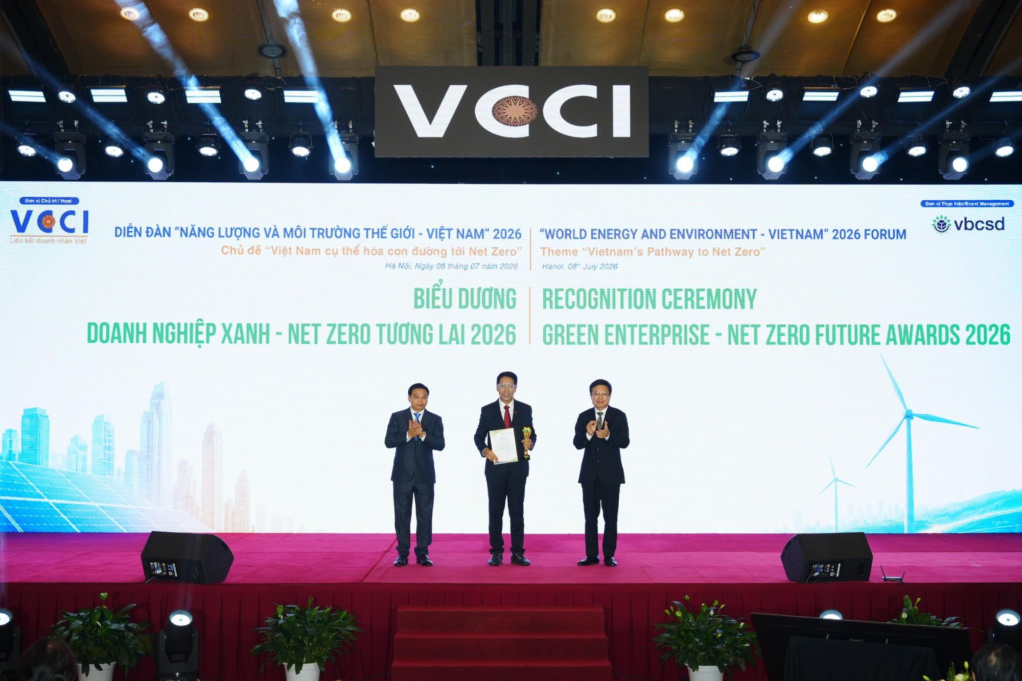 Doanh nghiệp ng&agrave;nh nhựa giải m&atilde; chiến lược Biến yếu tố Xanh th&agrave;nh lợi thế cạnh tranh - Ảnh 2.