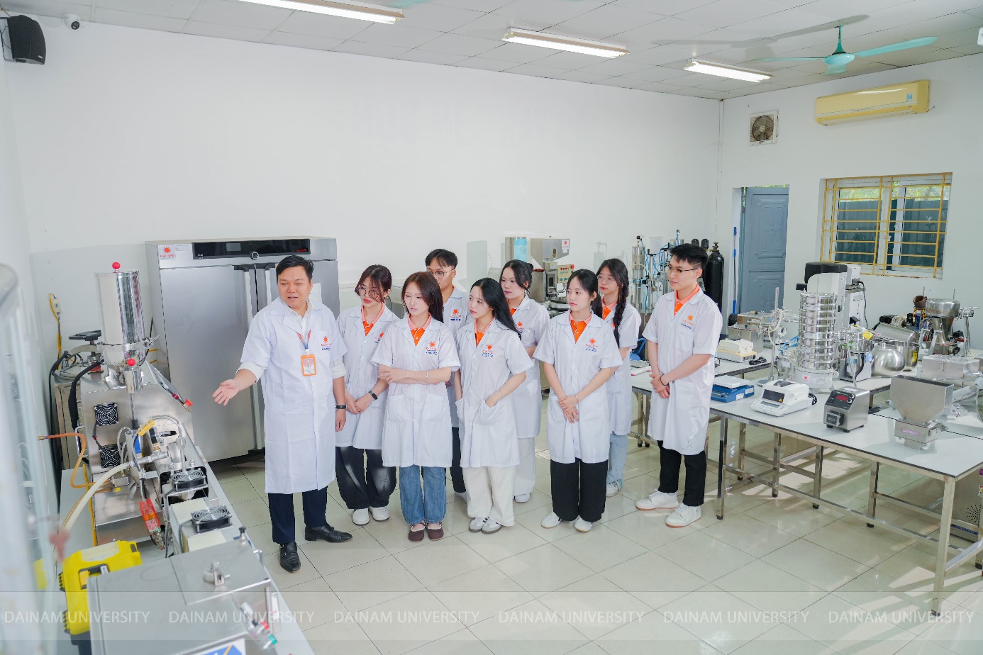 Trường Đại học Đại Nam c&ocirc;ng bố Quỹ học bổng 55 tỷ đồng tiếp sức t&acirc;n sinh vi&ecirc;n K20 đến giảng đường - Ảnh 5.