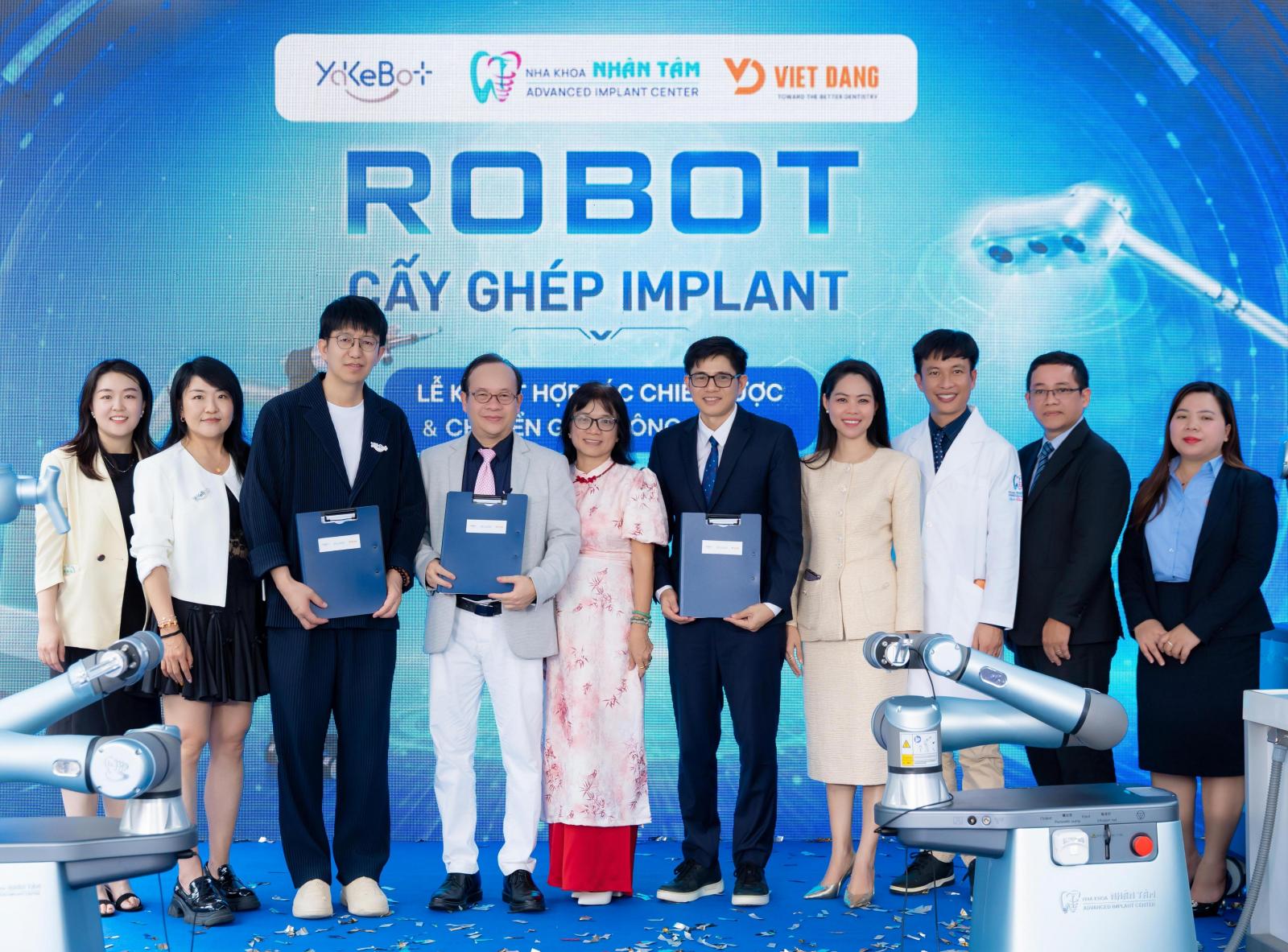 Nha khoa Nh&acirc;n T&acirc;m đầu tư c&ocirc;ng nghệ robot cấy gh&eacute;p implant- Ảnh 1.