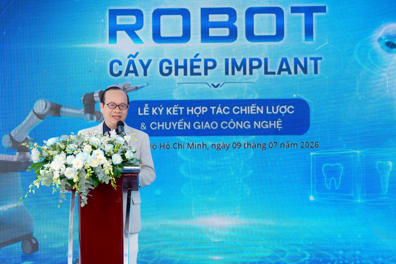 Nha khoa Nh&acirc;n T&acirc;m đầu tư c&ocirc;ng nghệ robot cấy gh&eacute;p implant- Ảnh 2.