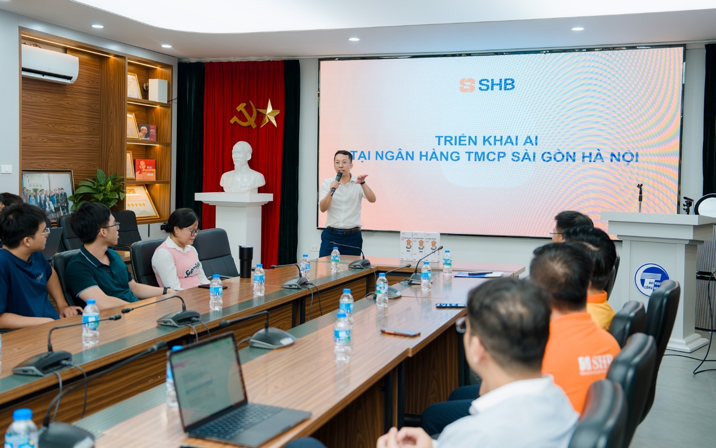 SHB đồng h&agrave;nh kiến tạo nguồn nh&acirc;n lực AI cho quốc gia- Ảnh 2.
