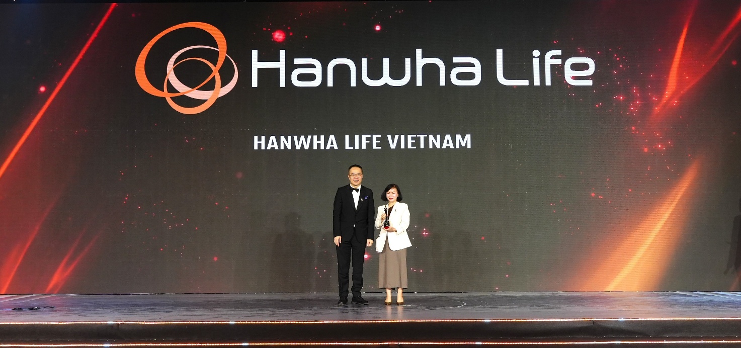 Hanwha Life Việt Nam 5 năm liền được vinh danh "Nơi l&agrave;m việc tốt nhất ch&acirc;u &Aacute;"- Ảnh 1.
