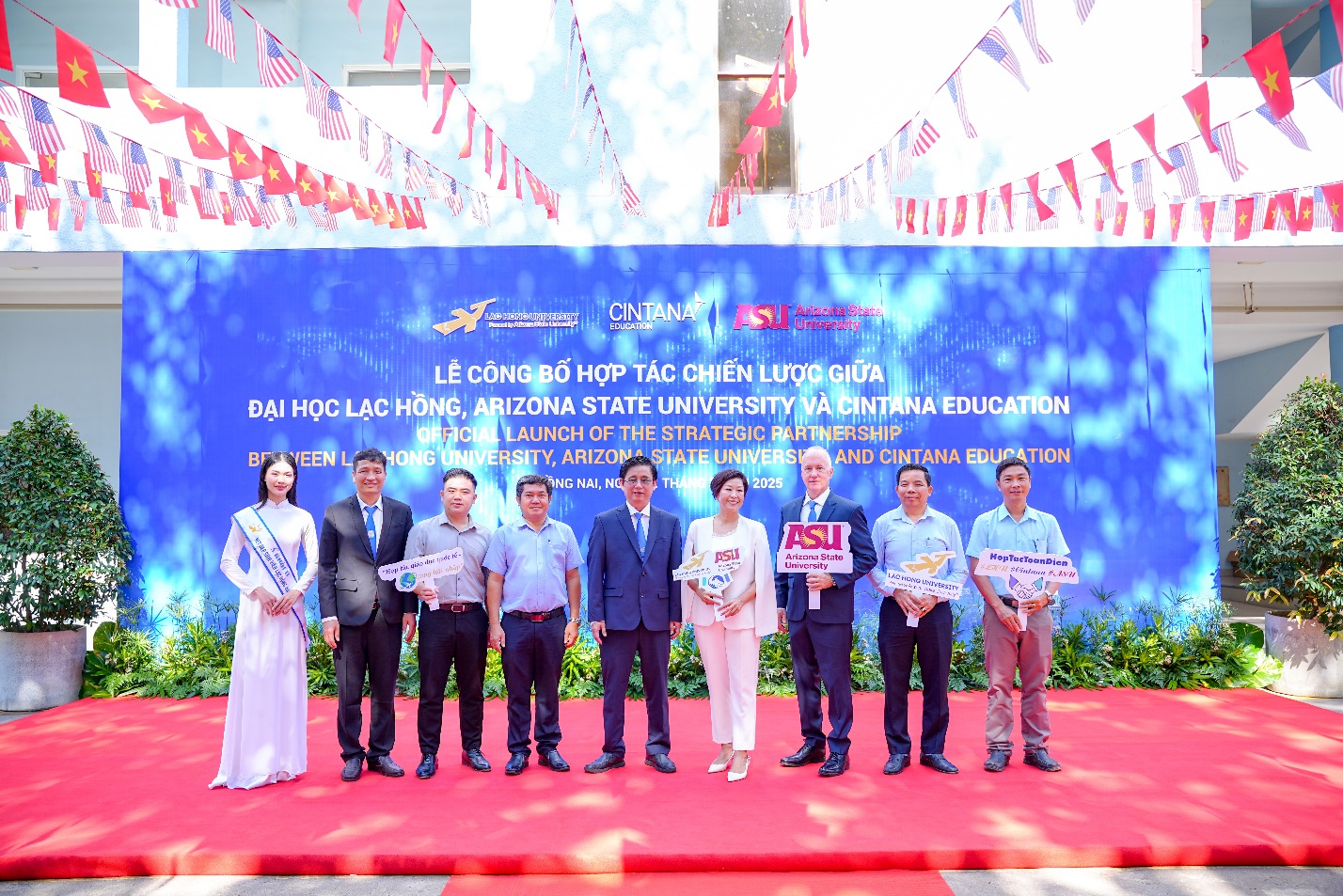 M&ocirc; h&igrave;nh "Powered by ASU": Nơi sinh vi&ecirc;n LHU khơi mở tư duy to&agrave;n cầu từ năm nhất- Ảnh 1.