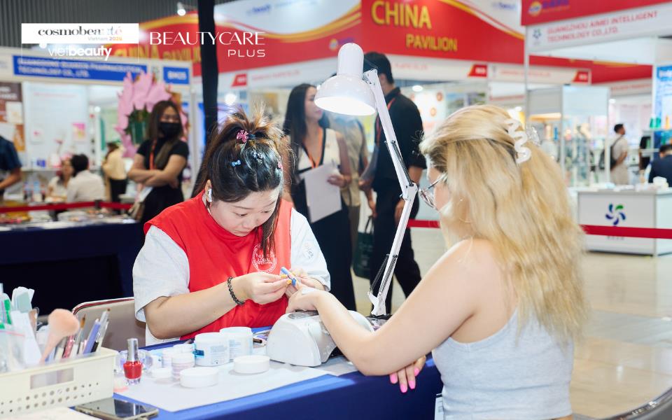 Tung ho&agrave;nh vũ trụ l&agrave;m đẹp với hơn 3.500 thương hiệu tại Vietbeauty x Cosmobeaut&eacute; Vietnam x Beautycare Plus 2026 - Ảnh 4.