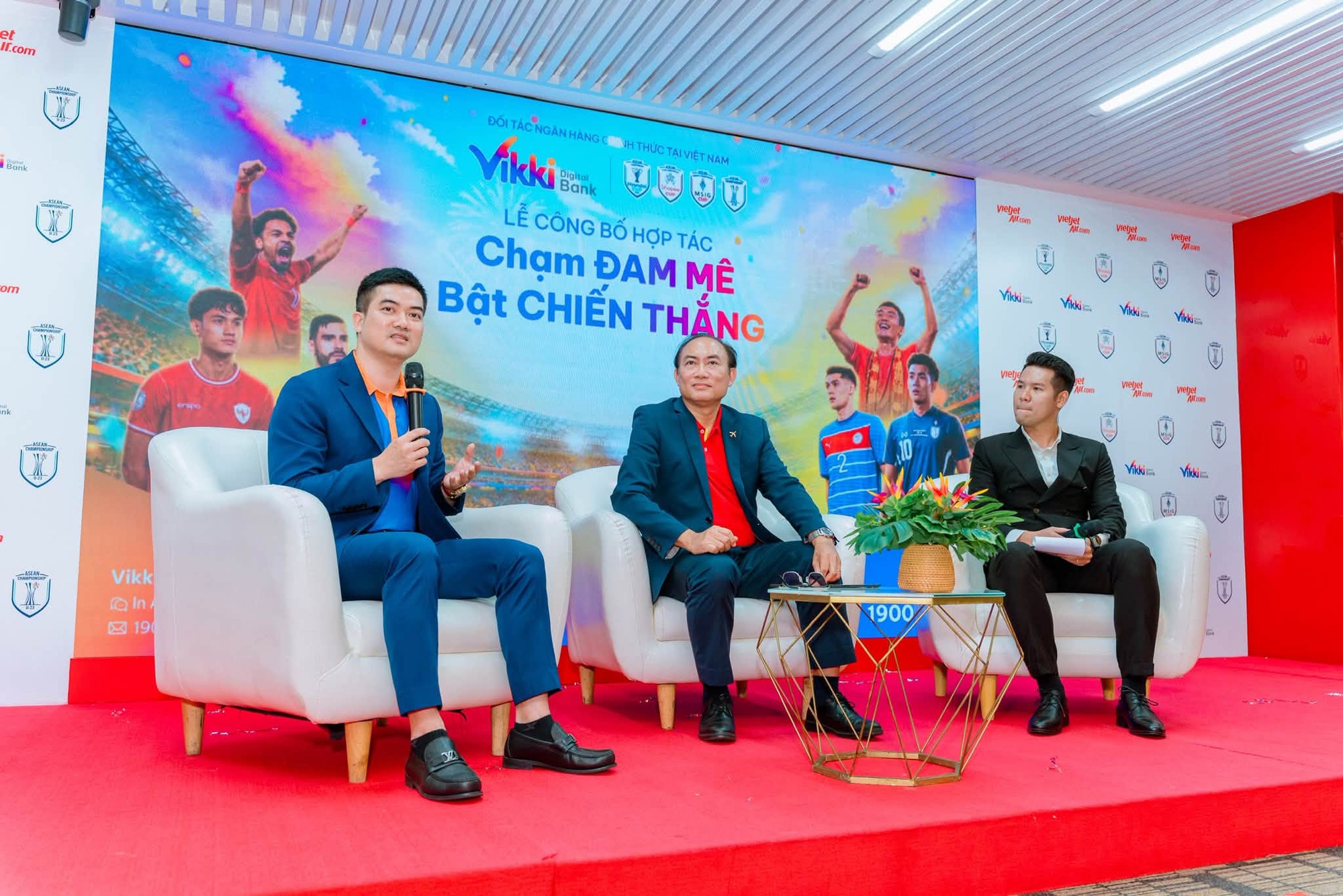 Vikki Digital Bank đồng h&agrave;nh c&ugrave;ng ASEAN United FC kết nối t&agrave;i ch&iacute;nh số với đam m&ecirc; b&oacute;ng đ&aacute;- Ảnh 6.