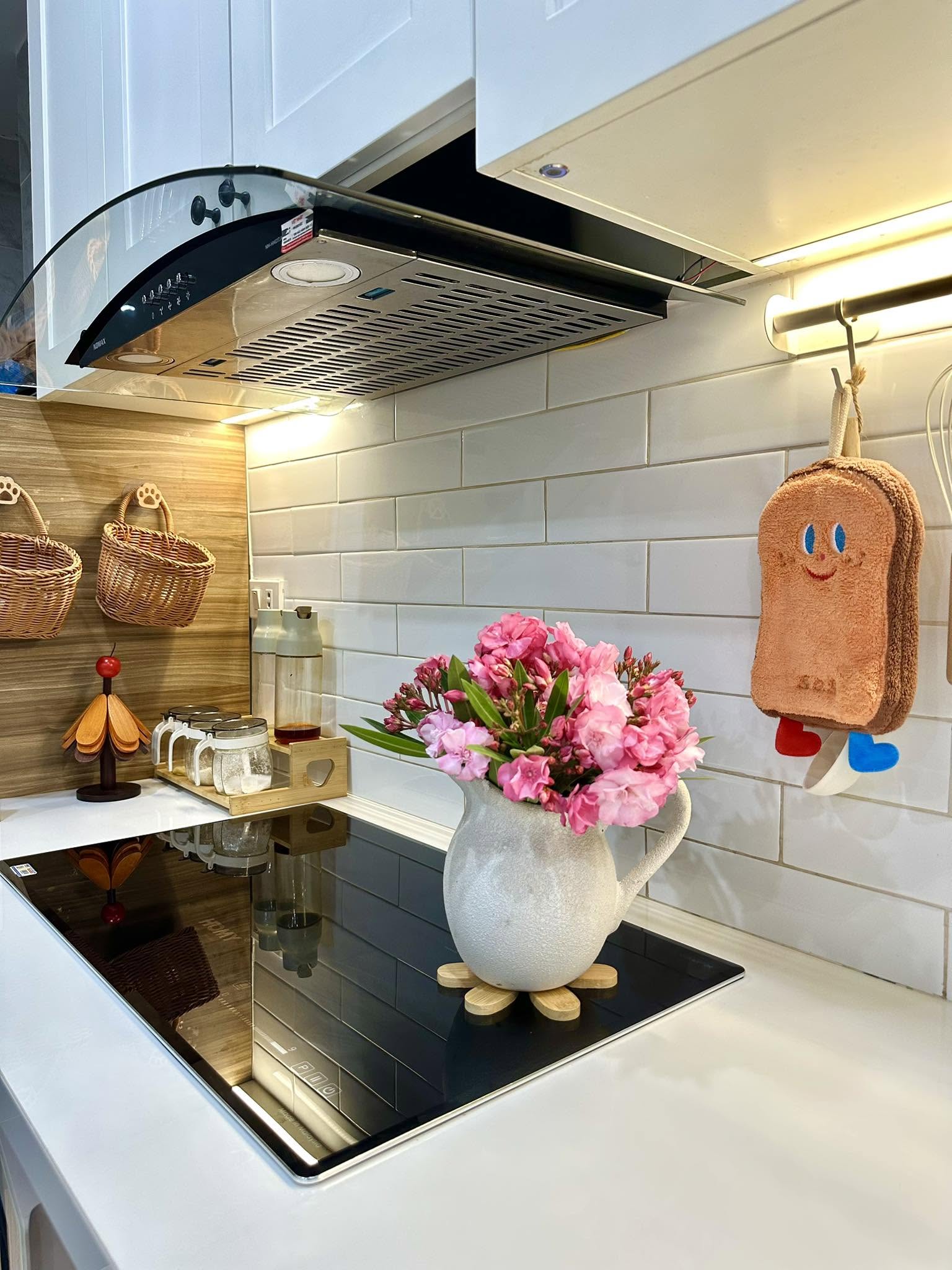 Mẹ đảm Hà Nội áp dụng quy tắc dọn dẹp "từ trên xuống dưới": Làm việc nhà nhanh gọn, vẫn dư thời gian đi cà phê cuối tuần - Ảnh 7.