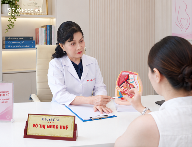 BS V&otilde; Thị Ngọc Huệ: G&igrave;n giữ sức khỏe v&ugrave;ng nhạy cảm cũng ch&iacute;nh l&agrave; giữ lửa hạnh ph&uacute;c h&ocirc;n nh&acirc;n  - Ảnh 2.
