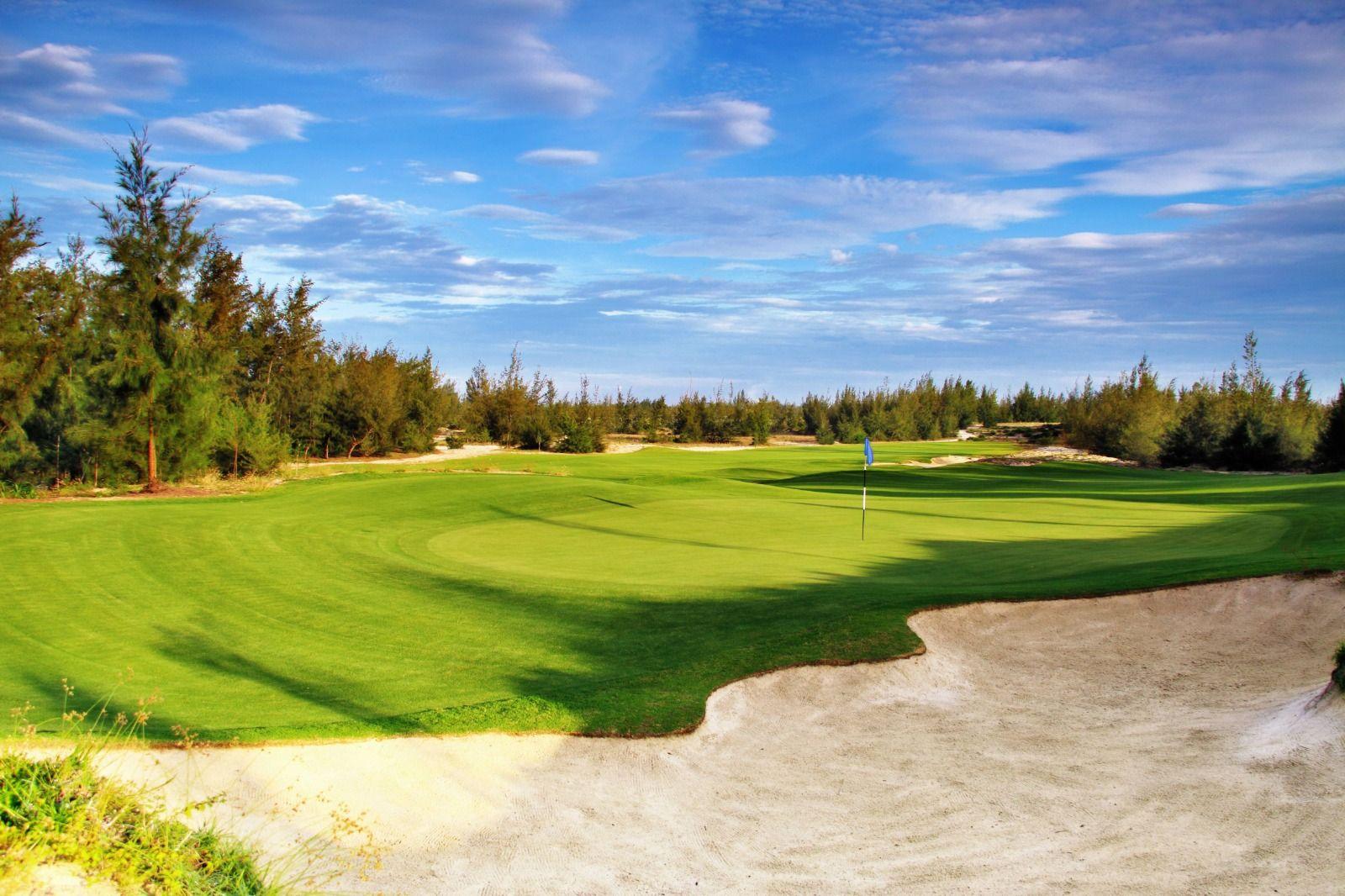 Golf Living - Biệt thự s&acirc;n golf trở th&agrave;nh chuẩn sống của giới tinh hoa to&agrave;n cầu - Ảnh 1.