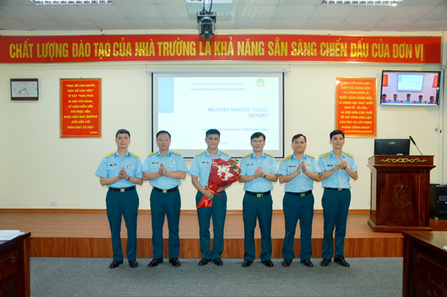 Học viện Ph&ograve;ng kh&ocirc;ng - Kh&ocirc;ng qu&acirc;n đ&aacute;nh gi&aacute; to&agrave;n diện chất lượng đ&agrave;o tạo tr&igrave;nh độ thạc sĩ nghệ thuật qu&acirc;n sự kh&oacute;a 28B - Ảnh 1.