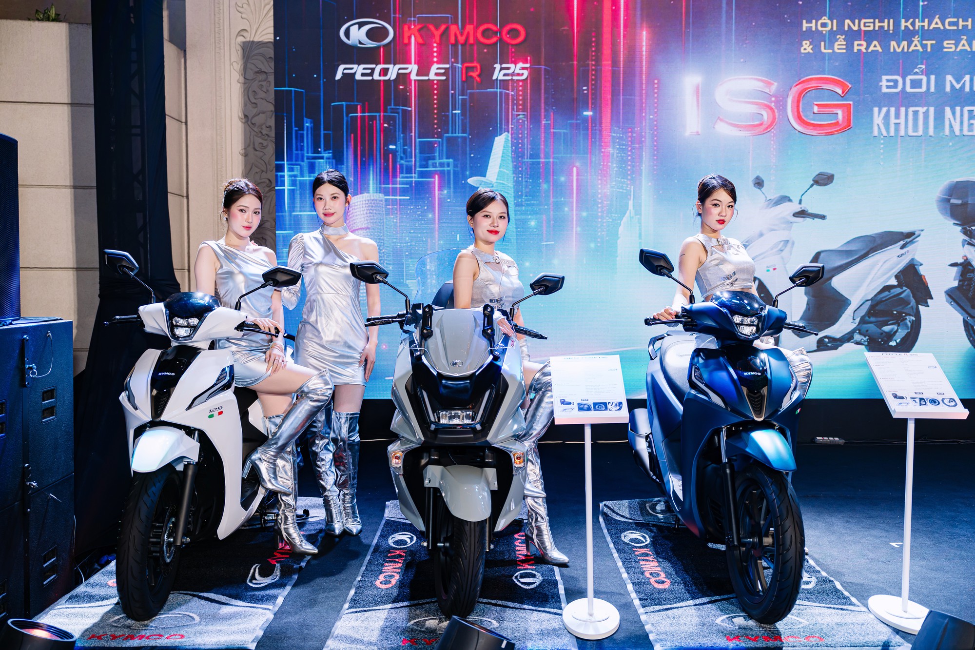 KYMCO Việt Nam ra mắt bộ đ&ocirc;i xe tay ga cao cấp PEOPLE R 125 v&agrave; SKY TOWN 150 - Ảnh 1.