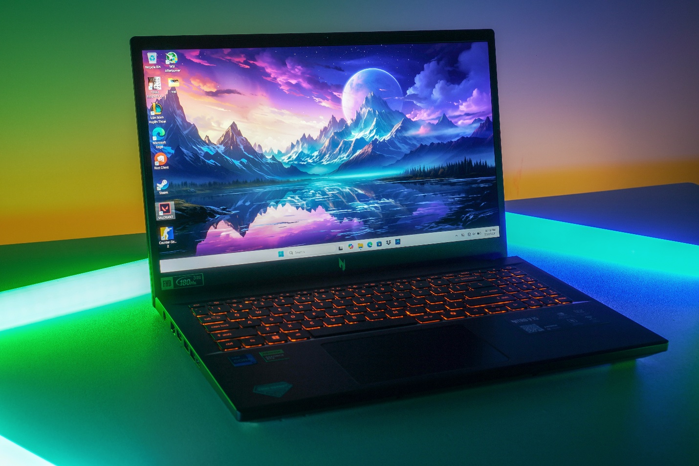 Vì sao nên chọn laptop gaming có khả năng nâng cấp máy tại thời điểm này?- Ảnh 1.