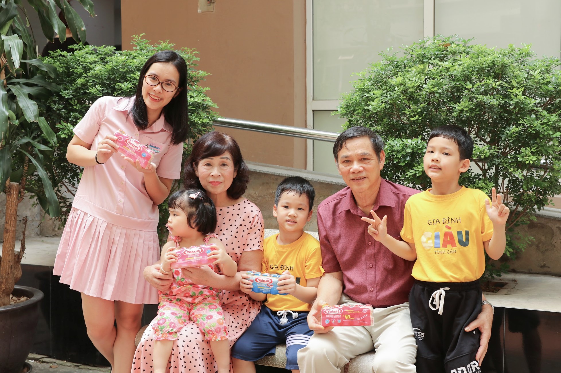 Yakult - Lựa chọn quen thuộc của nhiều gia đ&igrave;nh- Ảnh 3.