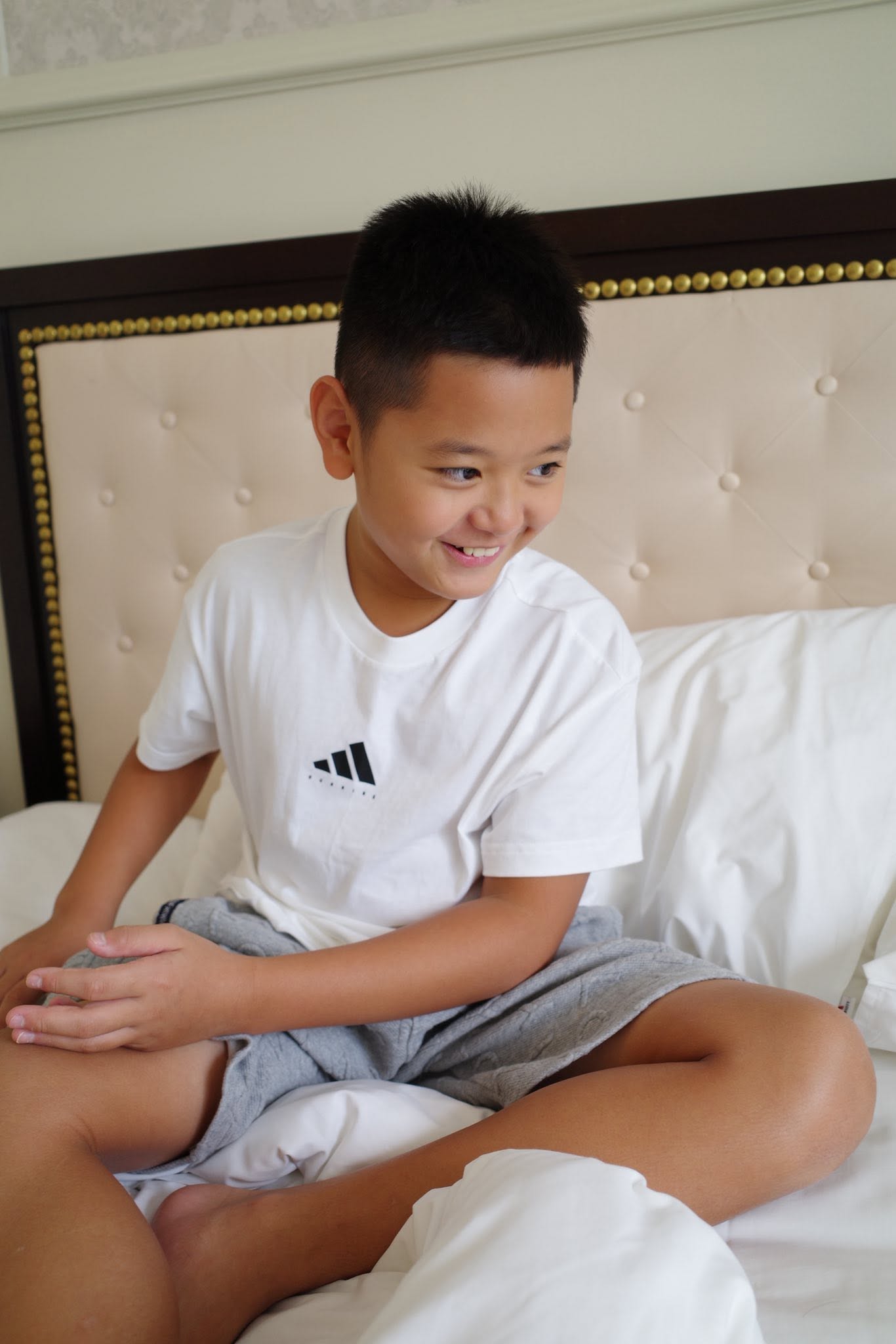 Hai quý tử nhà Trà My Idol càng lớn càng "đốn tim" vì quá đáng yêu: Anh em quấn quýt như sam, nhìn cách làm mẹ của nữ ca sĩ ai cũng thấy mát lòng- Ảnh 12.