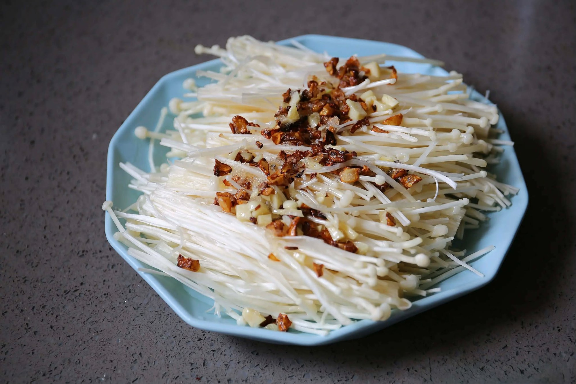 Chỉ cần 10 phút vào bếp là có món ăn giòn ngọt, thơm lừng, nước dùng trong veo và thanh mát cực ngon miệng- Ảnh 6.