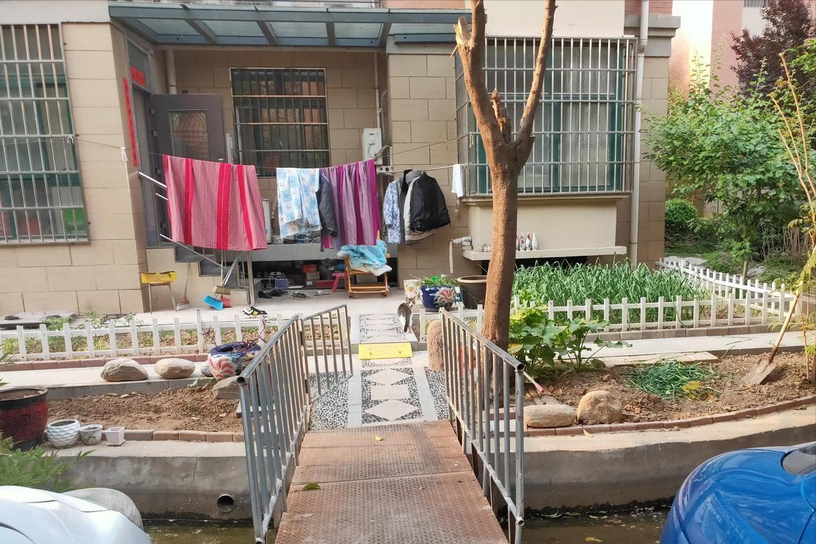 Bỏ hơn 1,8 tỷ đồng mua căn hộ tầng trệt c&oacute; s&acirc;n cho bố mẹ dưỡng gi&agrave;, t&ocirc;i kh&ocirc;ng ngờ chỉ sau chưa đầy 2 năm cả nh&agrave; đều hối hận- Ảnh 3.