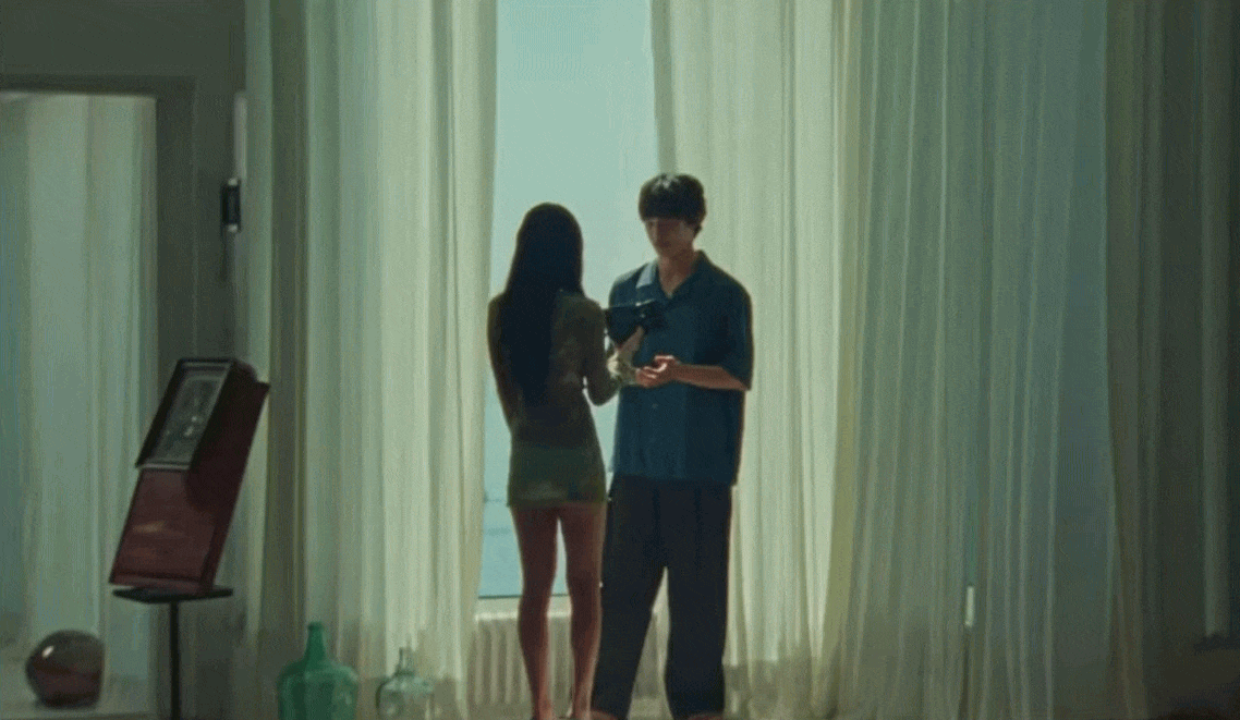 "Bạn trai Jennie" không hoàn hảo- Ảnh 2.