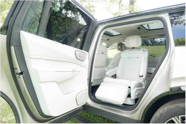 Lynk & Co 900 c&oacute; g&igrave; để chinh phục nh&oacute;m kh&aacute;ch hạng sang? - Ảnh 8.
