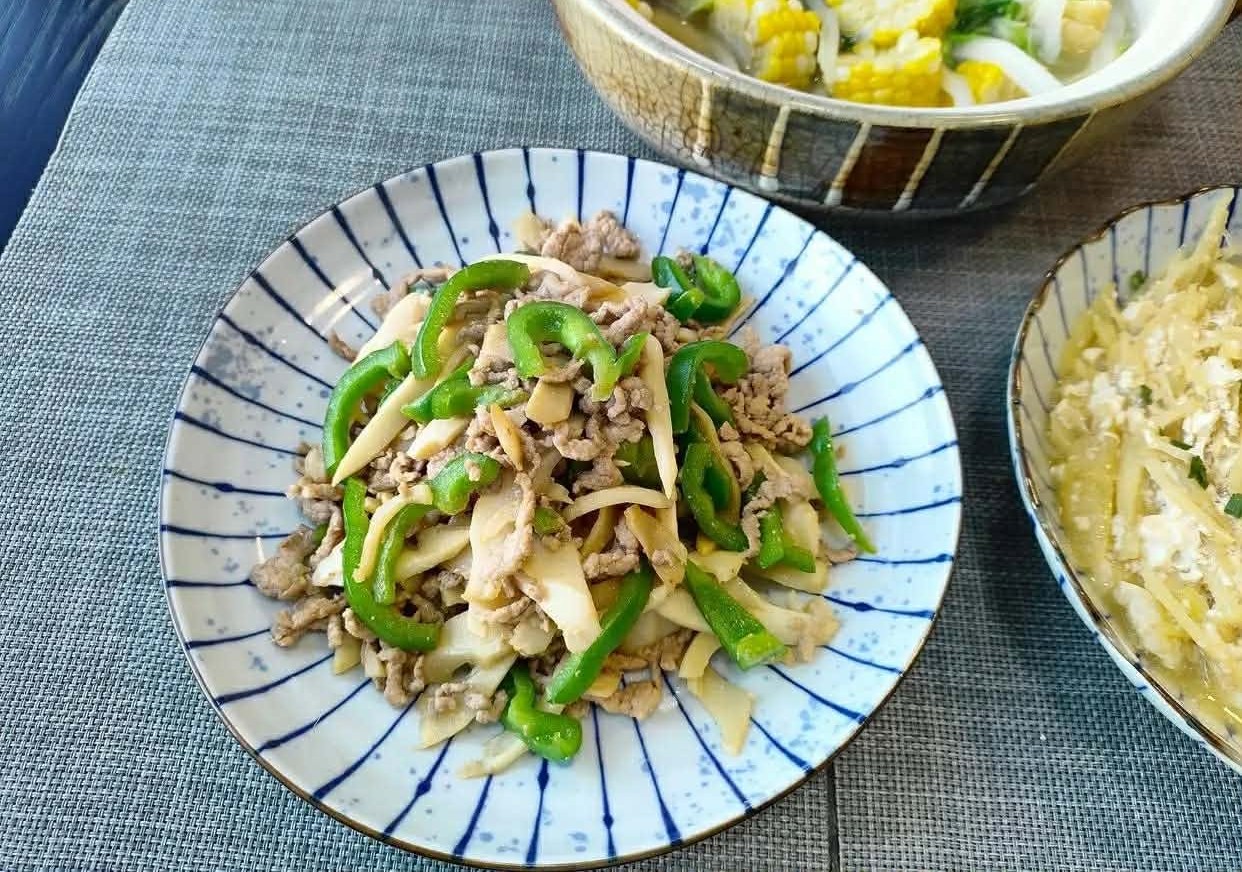 Bữa tối gồm 3 món ngon miệng mà nấu nhanh, con trai tôi cứ khen mãi không thôi! - Ảnh 1.