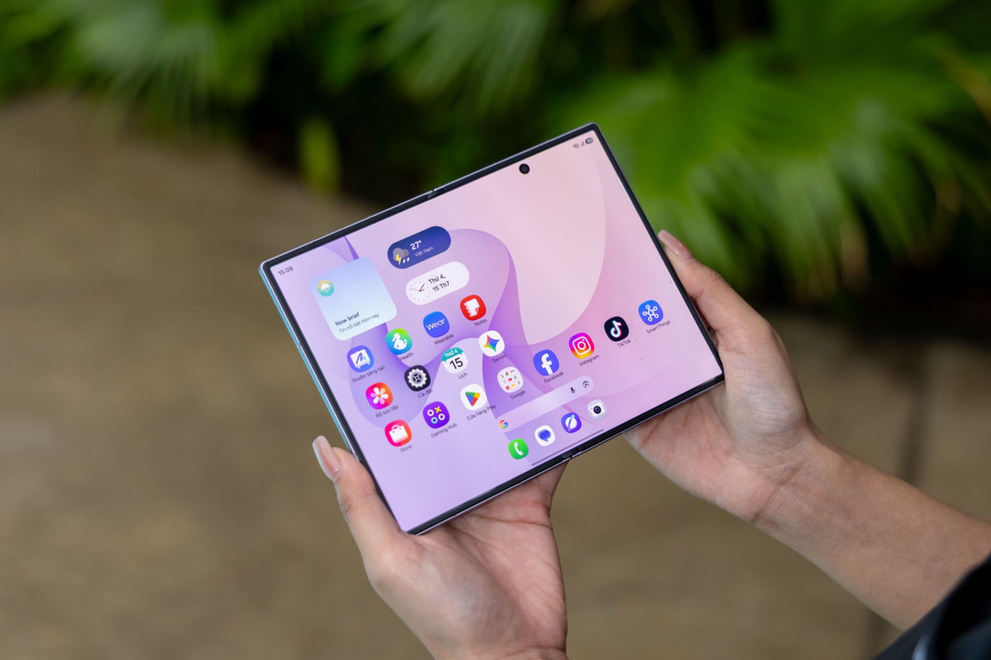 Nếu TikTok, Instagram v&agrave; Pinterest đang chiếm s&oacute;ng mỗi ng&agrave;y, Galaxy Z Fold8 sẽ khiến bạn nh&igrave;n smartphone theo c&aacute;ch kh&aacute;c - Ảnh 3.