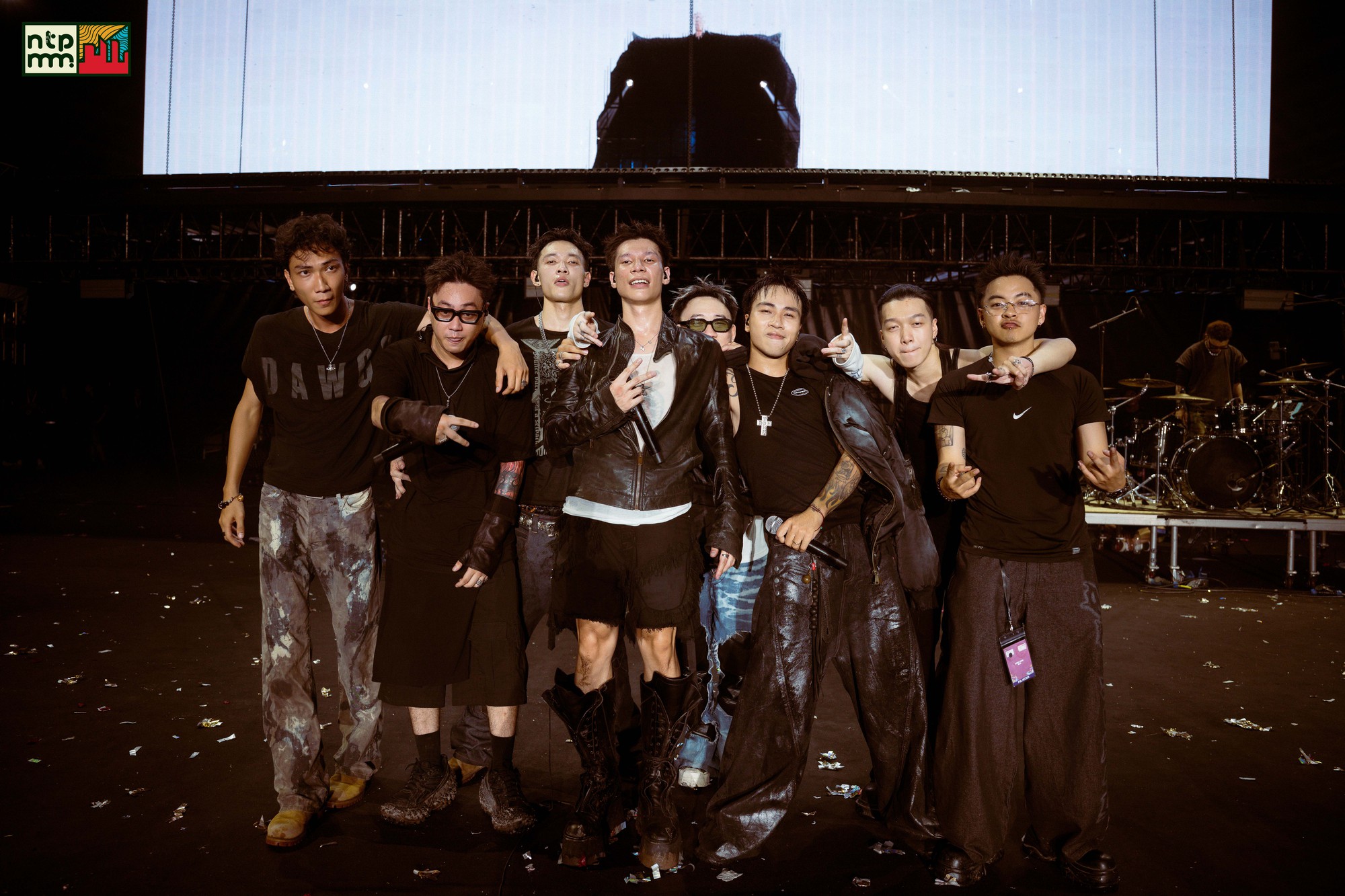 D&agrave;n Line-up b&ugrave;ng nổ v&agrave; h&agrave;ng ng&agrave;n người tề tựu tại đại tiệc &acirc;m nhạc Những Th&agrave;nh Phố Mơ M&agrave;ng Modern Summer Show 2026- Ảnh 6.