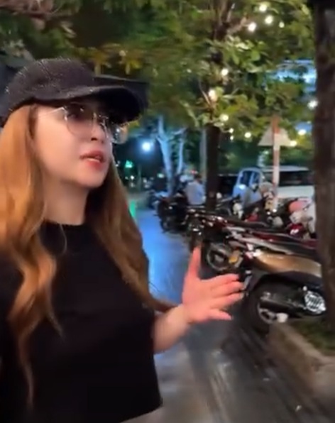 Em gái Cẩm Ly: "Tôi đang không biết làm sao, định gọi điện về Mỹ" - Ảnh 1.