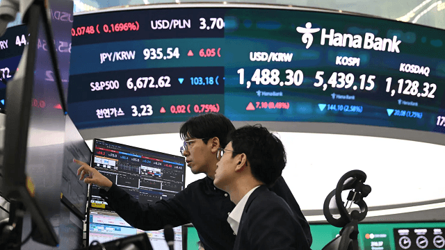 Kh&ocirc;ng phải v&agrave;ng hay nh&agrave; cửa, đất đai: Nhiều bố mẹ rủ nhau mua thứ n&agrave;y l&agrave;m &ldquo;của để d&agrave;nh&rdquo; cho con- Ảnh 2.
