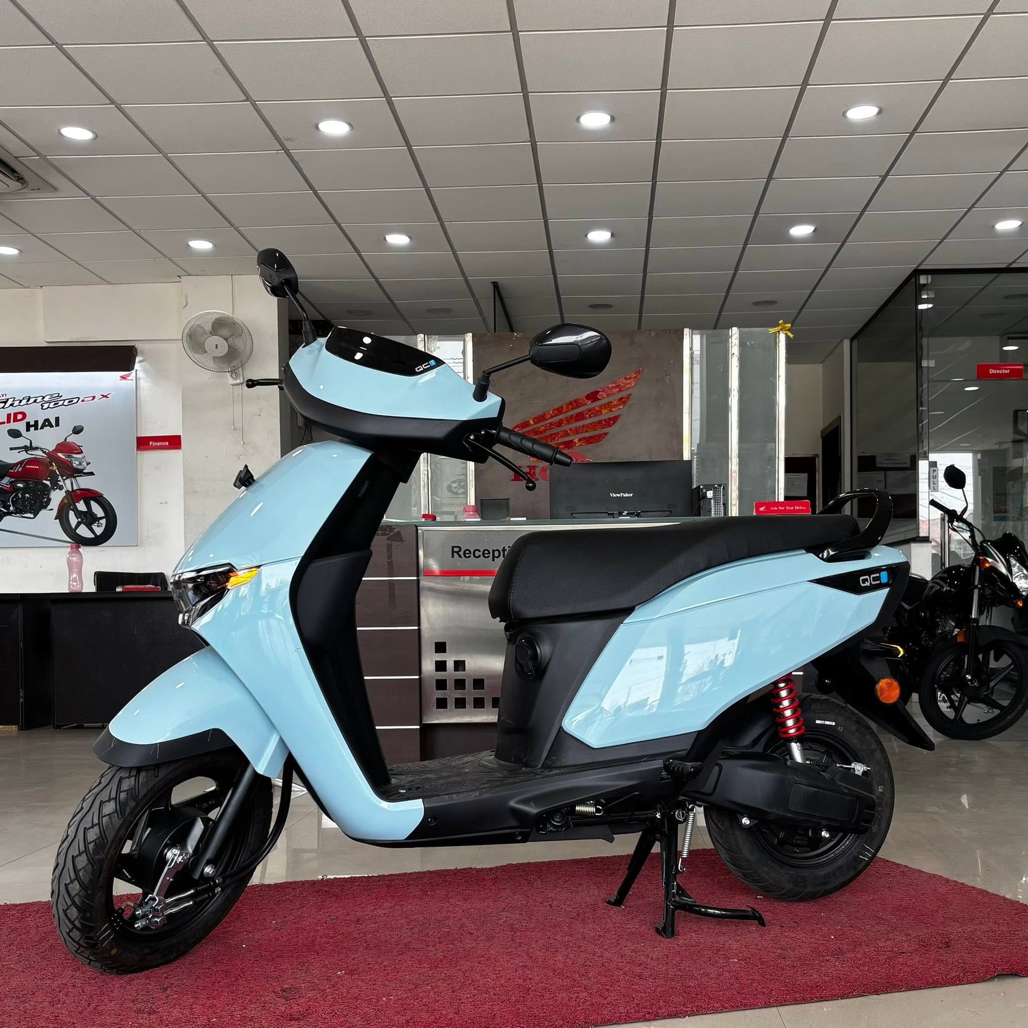 Xe máy điện Honda dự đoán về VN năm sau: Nhỏ gọn dễ dùng, giá khoảng 30 triệu, cốp lớn hơn Vision- Ảnh 1.