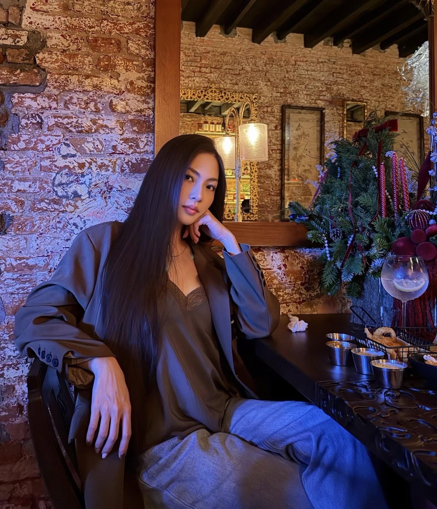 Ngô Kiến Huy và gái xinh kém 9 tuổi đã chịu công khai- Ảnh 7.