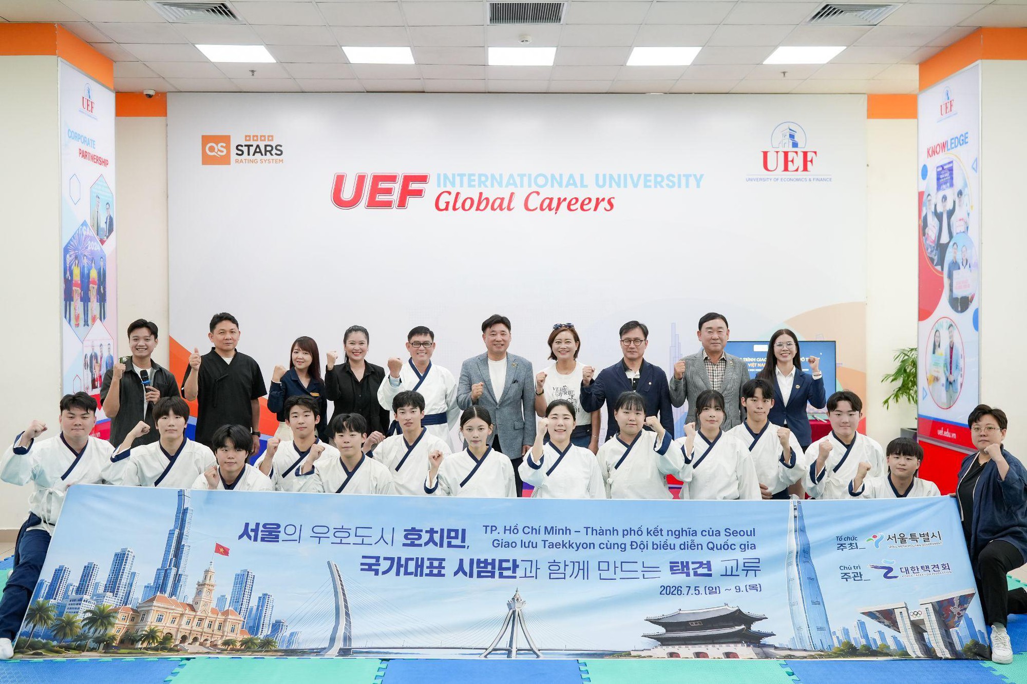 Kh&aacute;c biệt của sinh vi&ecirc;n UEF: Trải nghiệm học tập tại nước ngo&agrave;i li&ecirc;n tục - Ảnh 1.