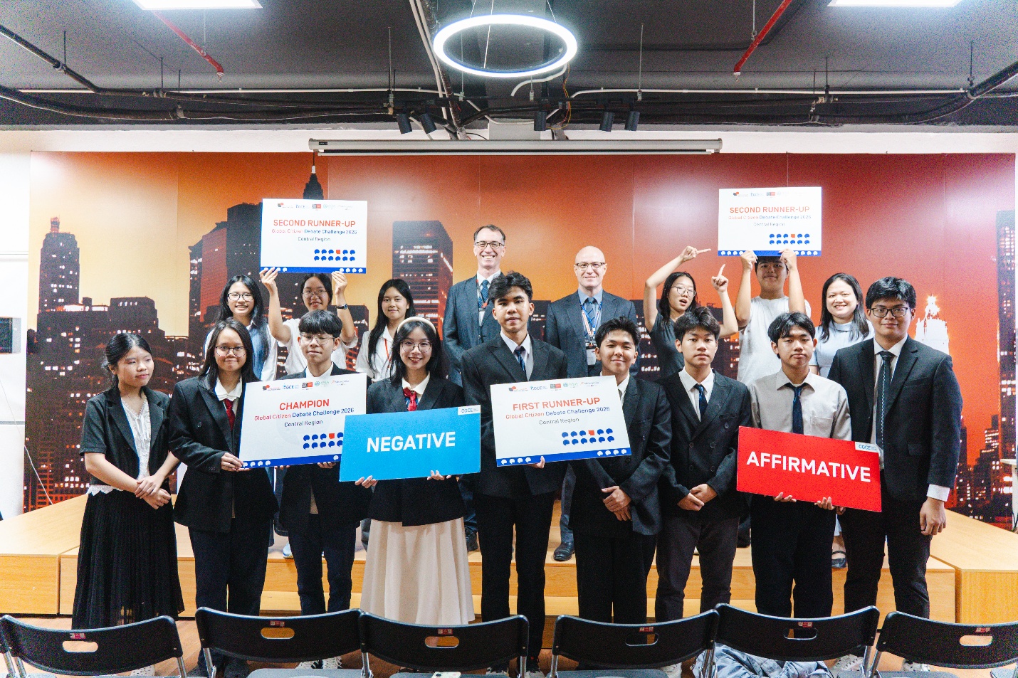 Global Citizen Debate Challenge 2026: Lộ diện ba đội xuất sắc nhất gi&agrave;nh v&eacute; v&agrave;o Chung kết To&agrave;n quốc - Ảnh 1.