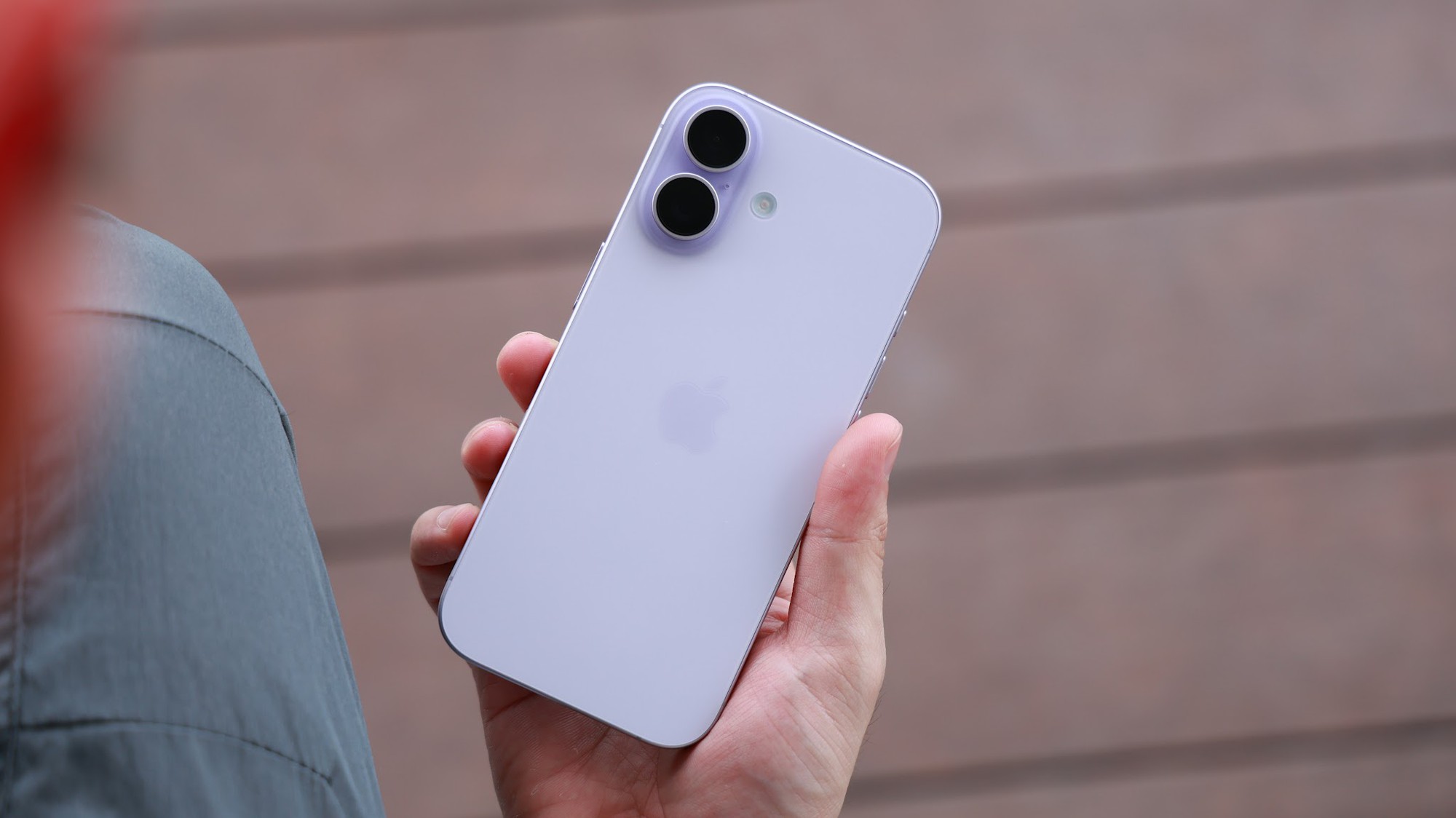 iPhone 17 gi&uacute;p Apple đạt thị phần kỷ lục - Ảnh 2.