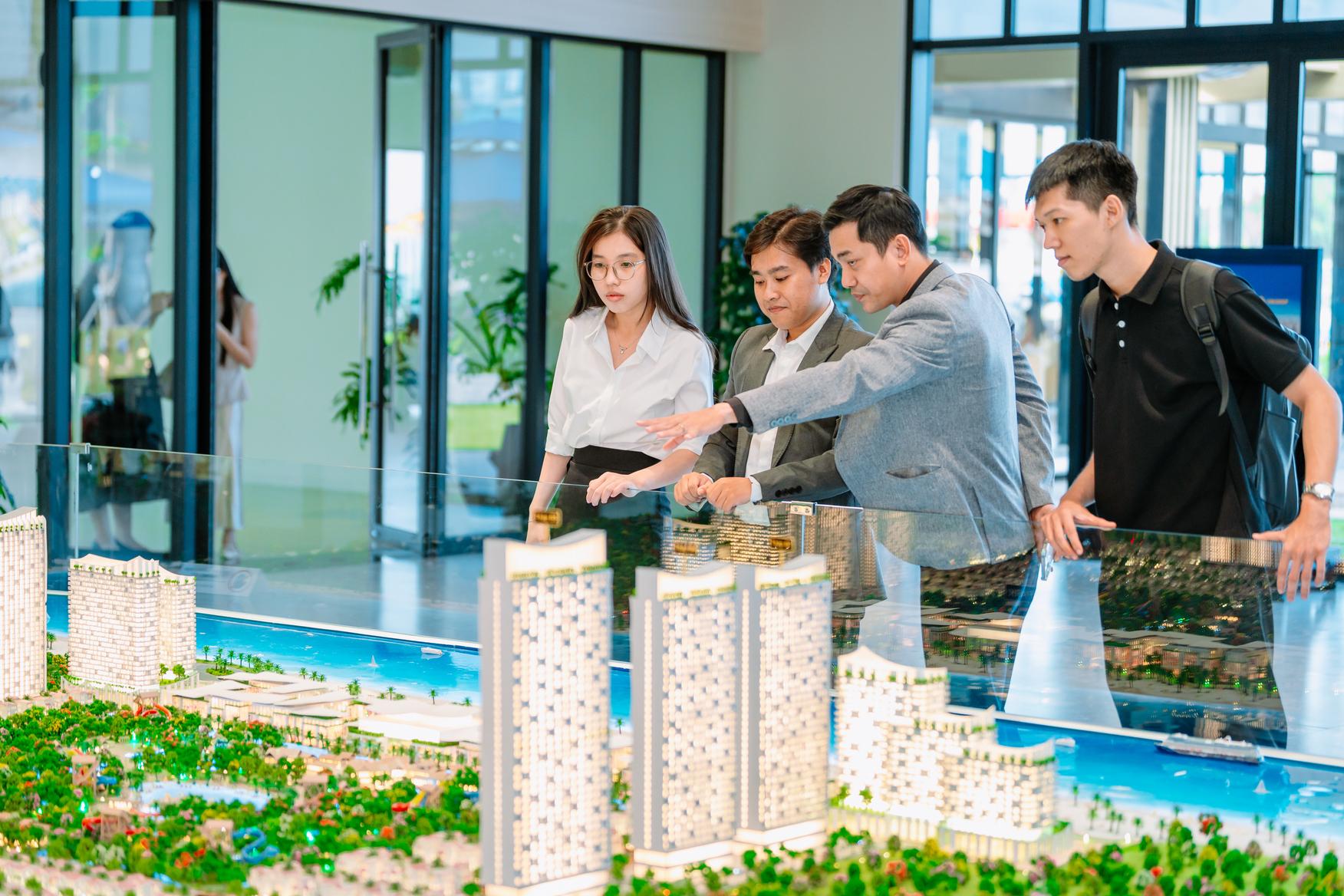 C&ocirc;ng vi&ecirc;n s&ocirc;i động, căn hộ Beacon đắt kh&aacute;ch, thị trường chờ đợi qu&acirc;n b&agrave;i tiếp theo của Blanca City - Ảnh 5.