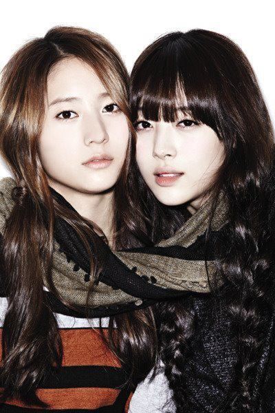 6 tổ hợp kỳ quan của showbiz: Chị em BLACKPINK cạnh nhau l&agrave; h&oacute;a thần, cặp kế thừa di sản nhan sắc sẽ c&ograve;n b&ugrave;ng nổ- Ảnh 4.
