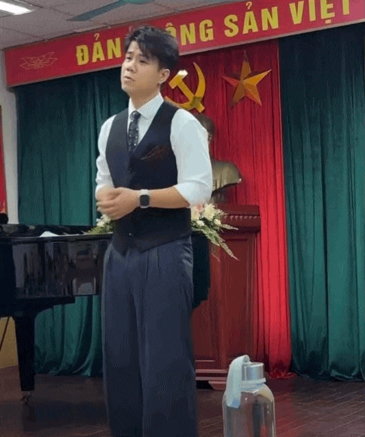 Ca sĩ nổi tiếng 37 tuổi vẫn phải đi thi học kỳ, cất giọng là thấy rõ đẳng cấp- Ảnh 1.