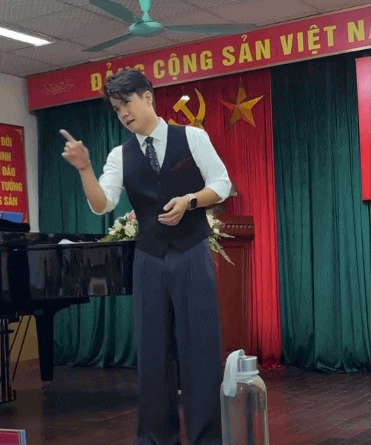 Ca sĩ nổi tiếng 37 tuổi vẫn phải đi thi học kỳ, cất giọng là thấy rõ đẳng cấp- Ảnh 2.