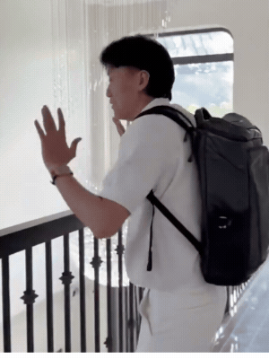 Căn nhà 10 phòng ở quê của nam diễn viên Việt xây báo hiếu bố mẹ - Ảnh 2.