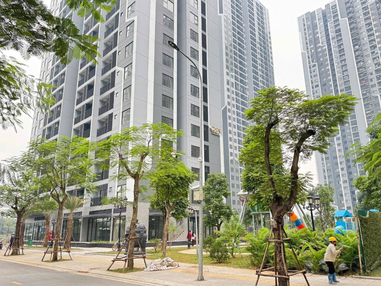  28 tuổi lương 25 triệu vẫn &ldquo;ch&aacute;y t&uacute;i&rdquo; cuối th&aacute;ng: Thu&ecirc; nh&agrave; ở Smart City 8 triệu, d&ugrave;ng điện thoại trả g&oacute;p 4,1 triệu - Ảnh 2.