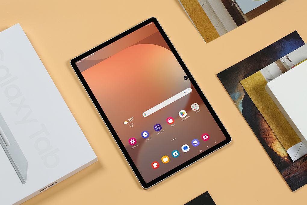 Camera trước 12MP của Tab S10+ c&oacute; đủ tốt để họp trực tuyến? - Ảnh 1.