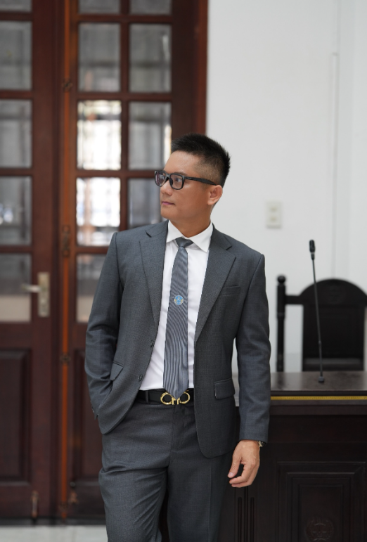 Luật sư L&ecirc; B&igrave;nh Phương v&agrave; nguy&ecirc;n tắc giữ chữ t&iacute;n trong nghề luật - Ảnh 2.