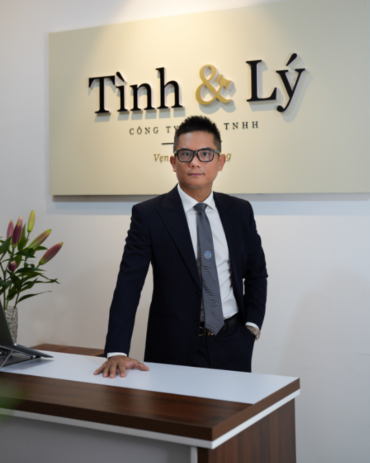 Luật sư L&ecirc; B&igrave;nh Phương v&agrave; nguy&ecirc;n tắc giữ chữ t&iacute;n trong nghề luật - Ảnh 3.
