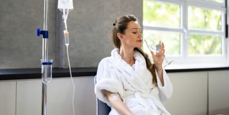 "Da thủy tinh" đang là chuẩn mực làm đẹp mới của phụ nữ châu Á: Nhiều người đổ xô uống glutathione, nhưng còn một điều quan trọng hơn- Ảnh 7.