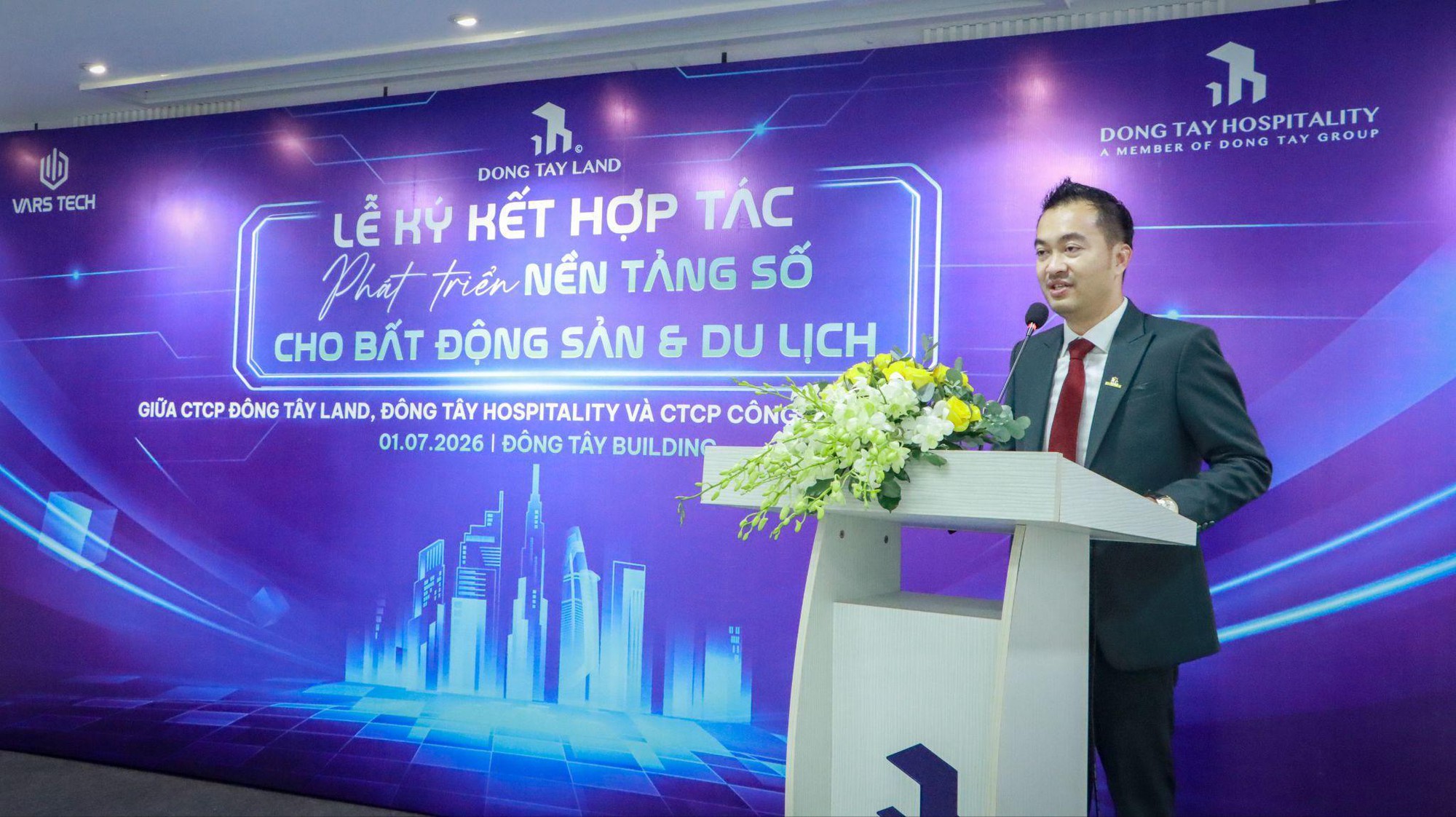 Đ&ocirc;ng T&acirc;y Land đầu tư hạ tầng c&ocirc;ng nghệ, chuẩn bị cho giai đoạn tăng trưởng mới- Ảnh 2.