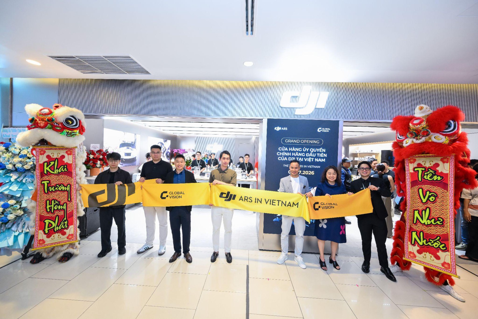 DJI đánh dấu cột mốc mới tại Việt Nam với cửa hàng ủy quyền chính hãng - Ảnh 1.