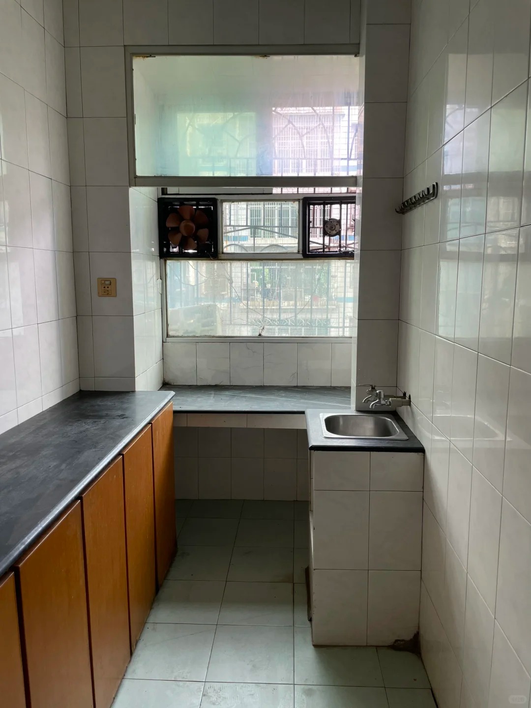 Không phải công chúa nhưng sống trong 