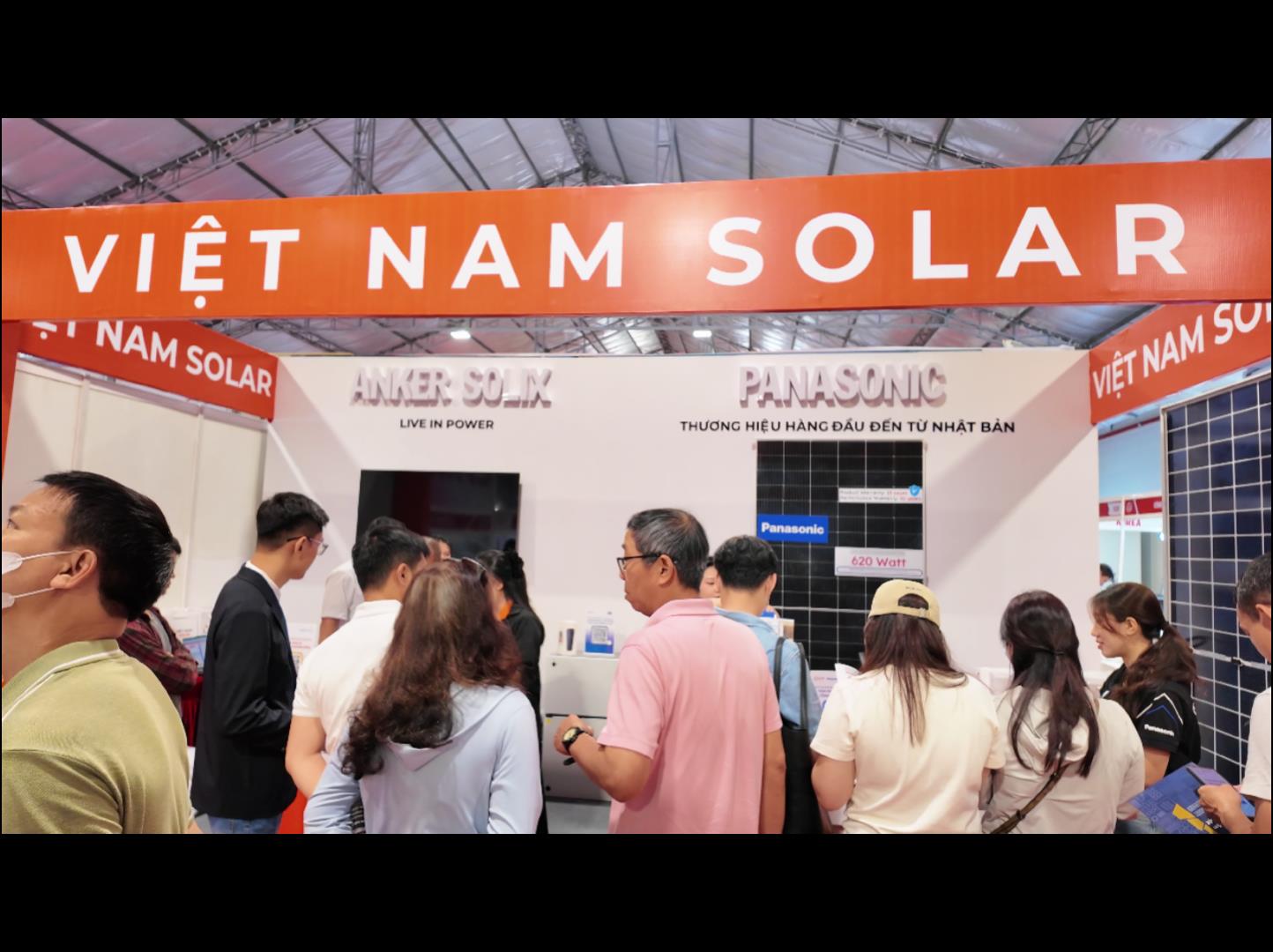 Tấm pin mặt trời Panasonic c&oacute; mặt tại Triển L&atilde;m Vietbuild 2026 - Ảnh 4.
