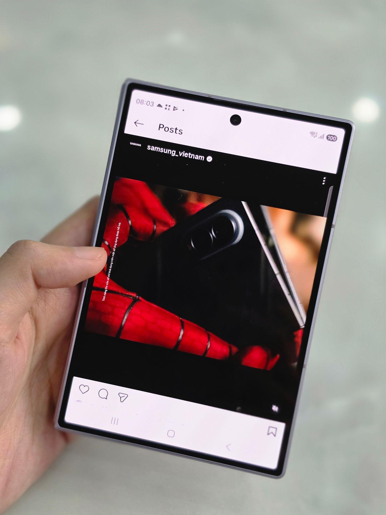 Trực tiếp trải nghiệm &ldquo;hot trend&rdquo; Galaxy Z Fold8: Si&ecirc;u mỏng nhẹ, c&agrave;y phim đu idol cực đ&atilde;- Ảnh 4.