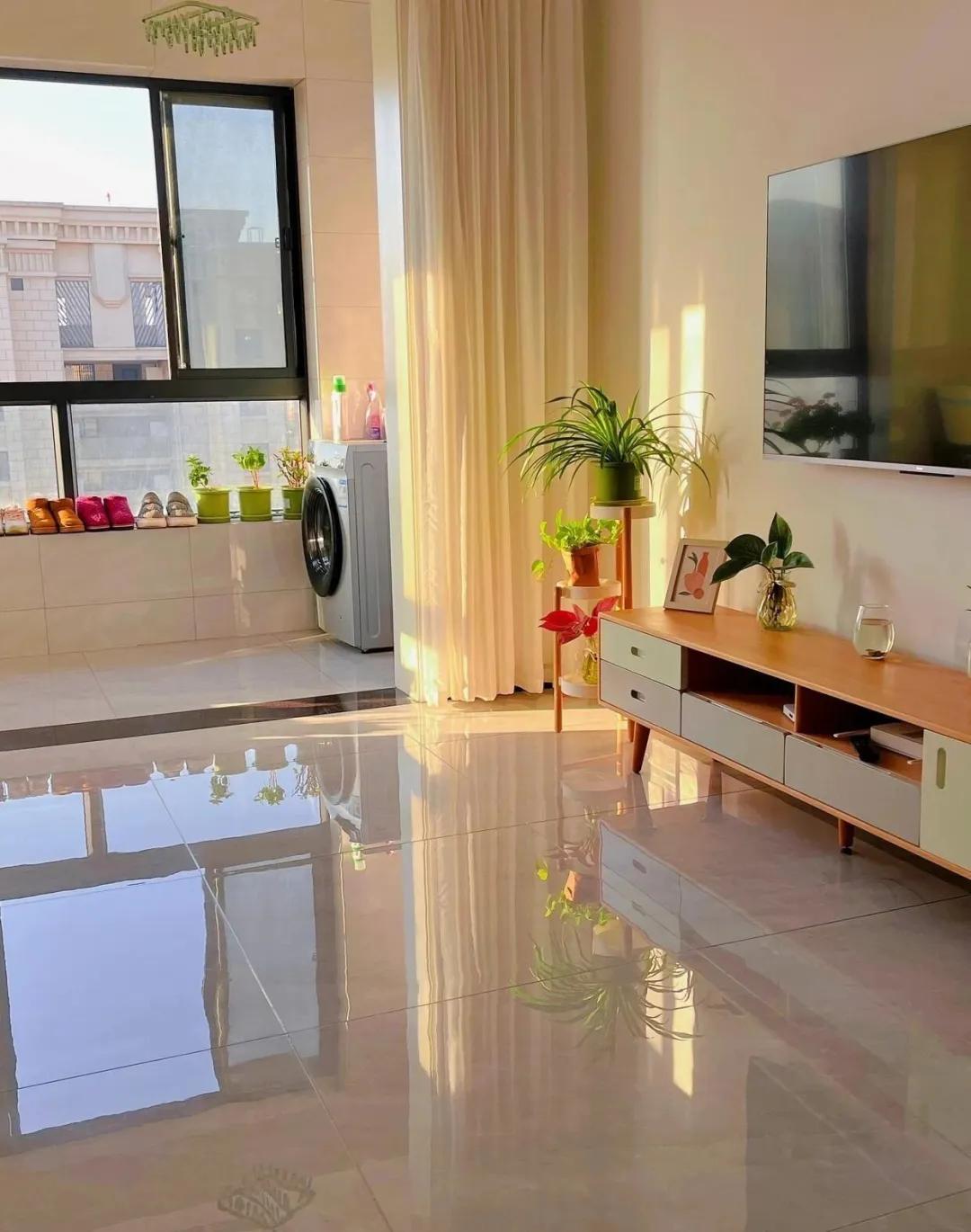 5 dấu hiệu bạn đang dọn nhà quá mức: Nhà càng sạch, người thân càng muốn tránh xa - Ảnh 2.