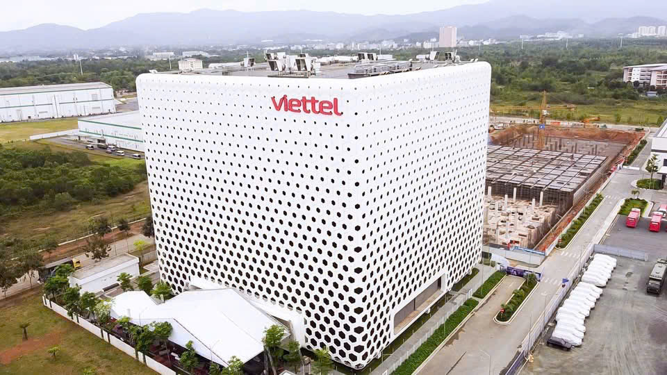 Viettel Cloud AI-Native v&agrave; 3 &ldquo;tấm khi&ecirc;n sắt&rdquo; bảo vệ dữ liệu tổ chức, doanh nghiệp trong kỷ nguy&ecirc;n AI- Ảnh 1.