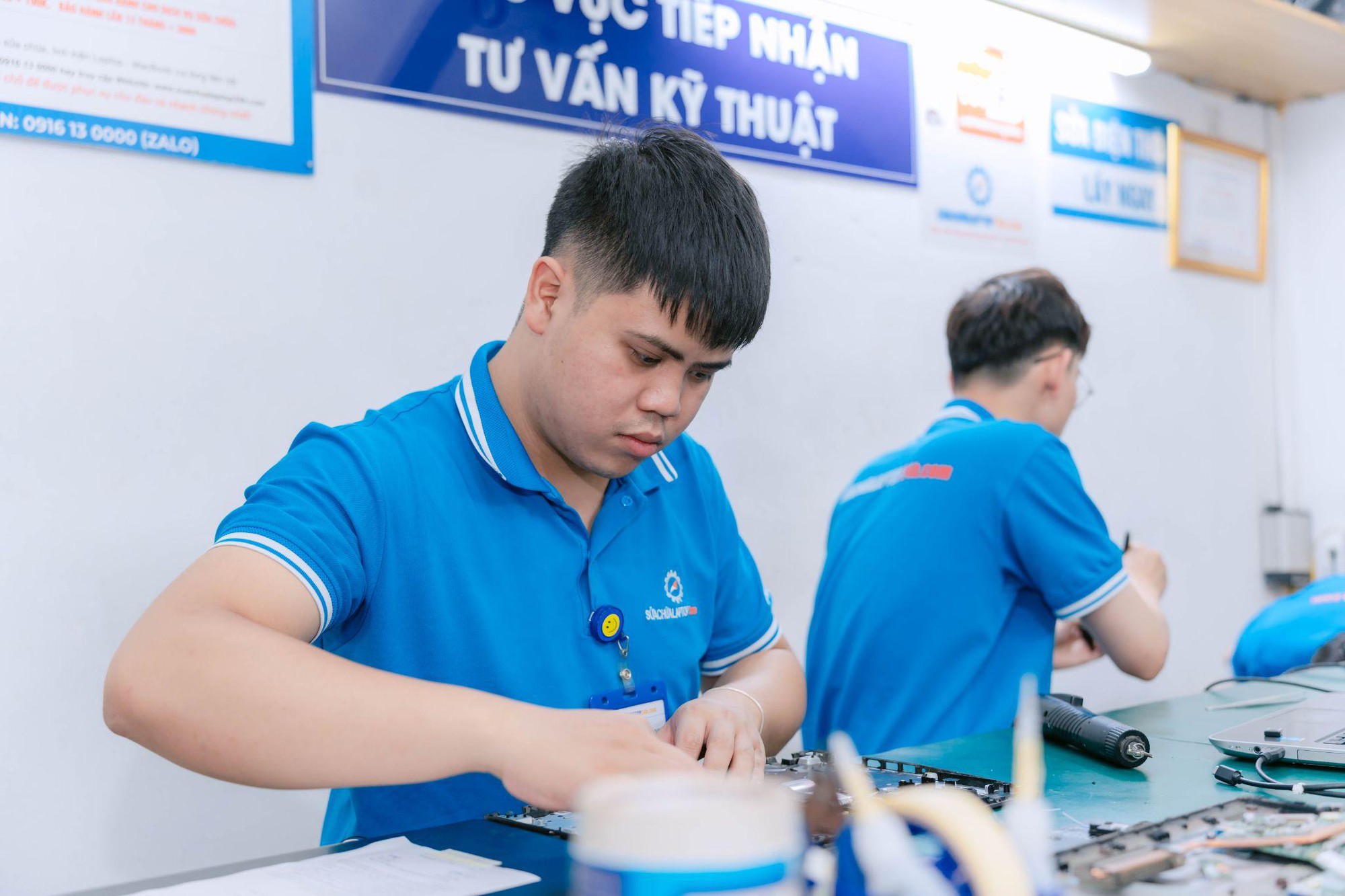 Sửa chữa laptop 24h -  H&agrave;nh tr&igrave;nh 15 năm khẳng định thương hiệu uy t&iacute;n - Ảnh 4.